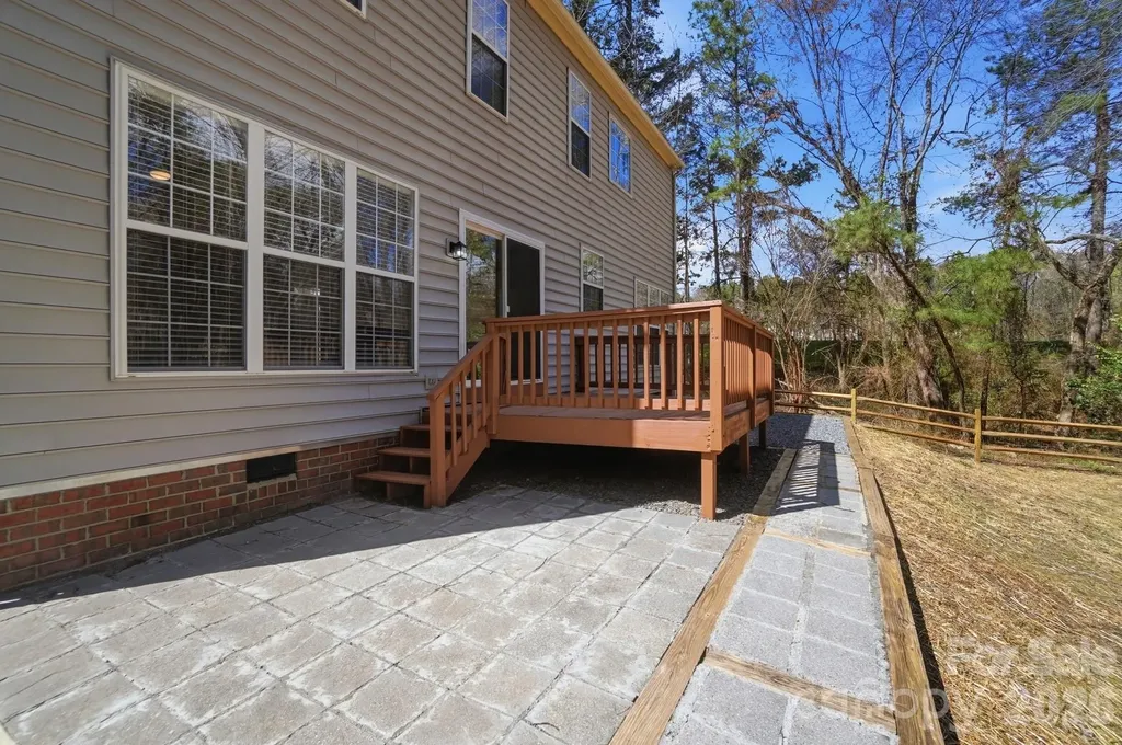 7711 Taymouth Lane Charlotte NC 28269