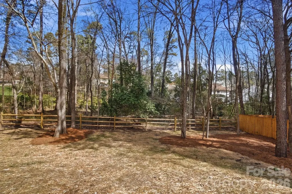 7711 Taymouth Lane Charlotte NC 28269