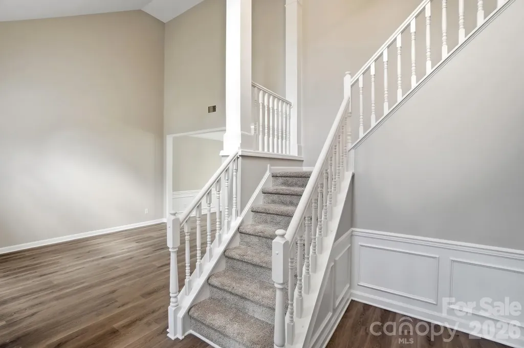 7711 Taymouth Lane Charlotte NC 28269