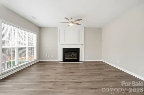 7711 Taymouth Lane Charlotte NC 28269