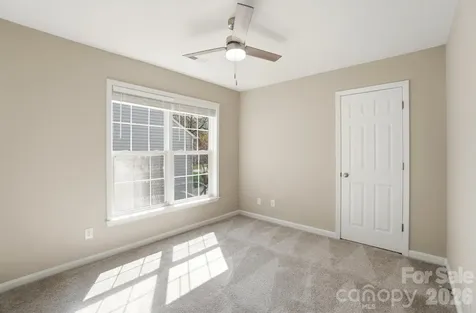 7711 Taymouth Lane Charlotte NC 28269