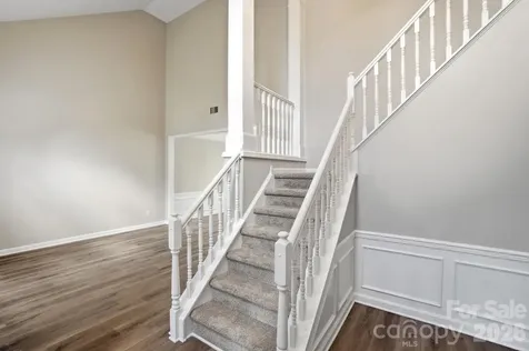 7711 Taymouth Lane Charlotte NC 28269
