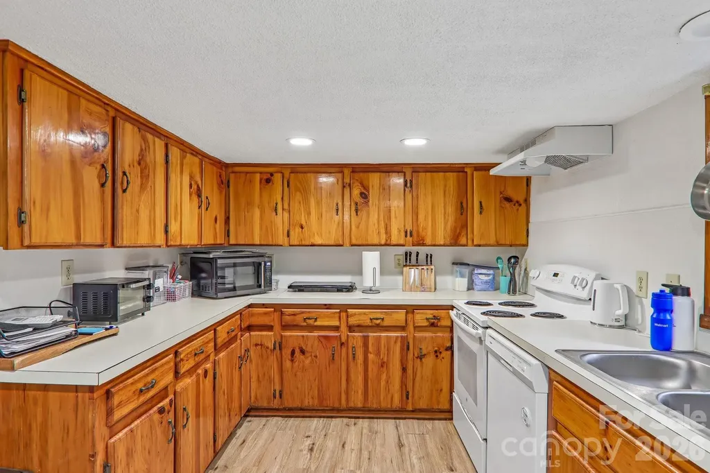 677 Mount Olivet Road Zirconia NC 28790