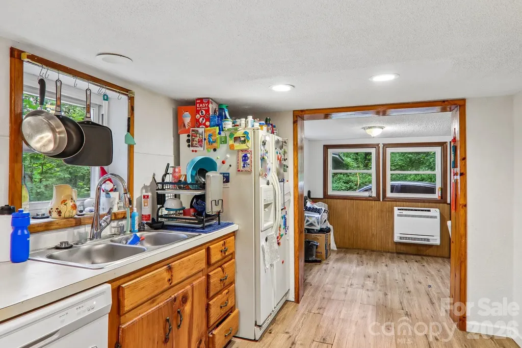 677 Mount Olivet Road Zirconia NC 28790