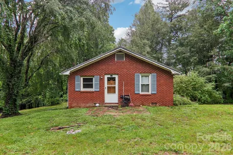 677 Mount Olivet Road Zirconia NC 28790