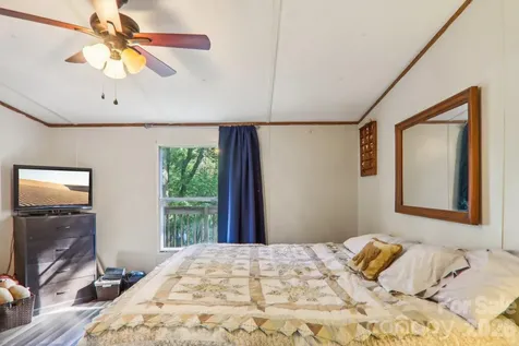 138 Buddy Lane Chimney Rock NC 28720