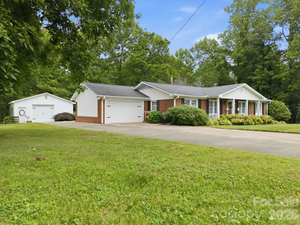 805 Pine Hill Drive Salisbury NC 28146