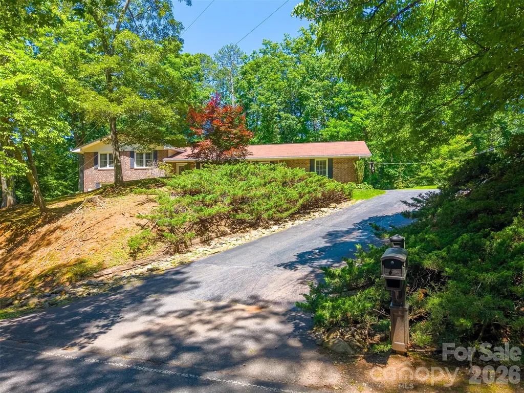 1747 University Heights Road Cullowhee NC 28723