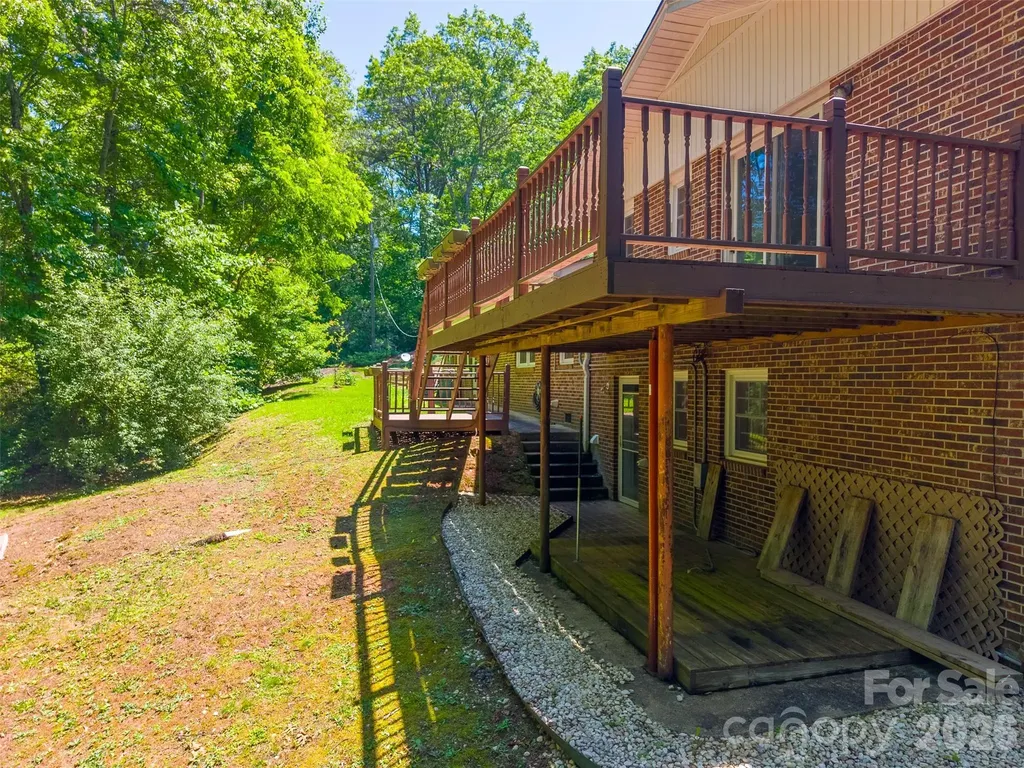 1747 University Heights Road Cullowhee NC 28723