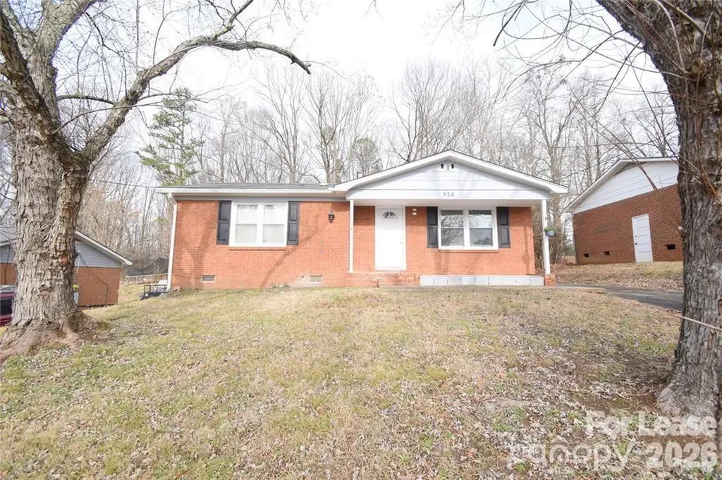 924 Edgegreen Drive Charlotte NC 28217