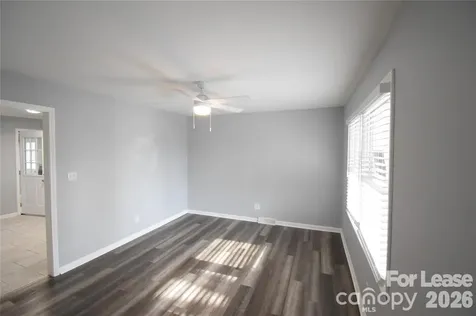 924 Edgegreen Drive Charlotte NC 28217