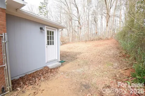 924 Edgegreen Drive Charlotte NC 28217