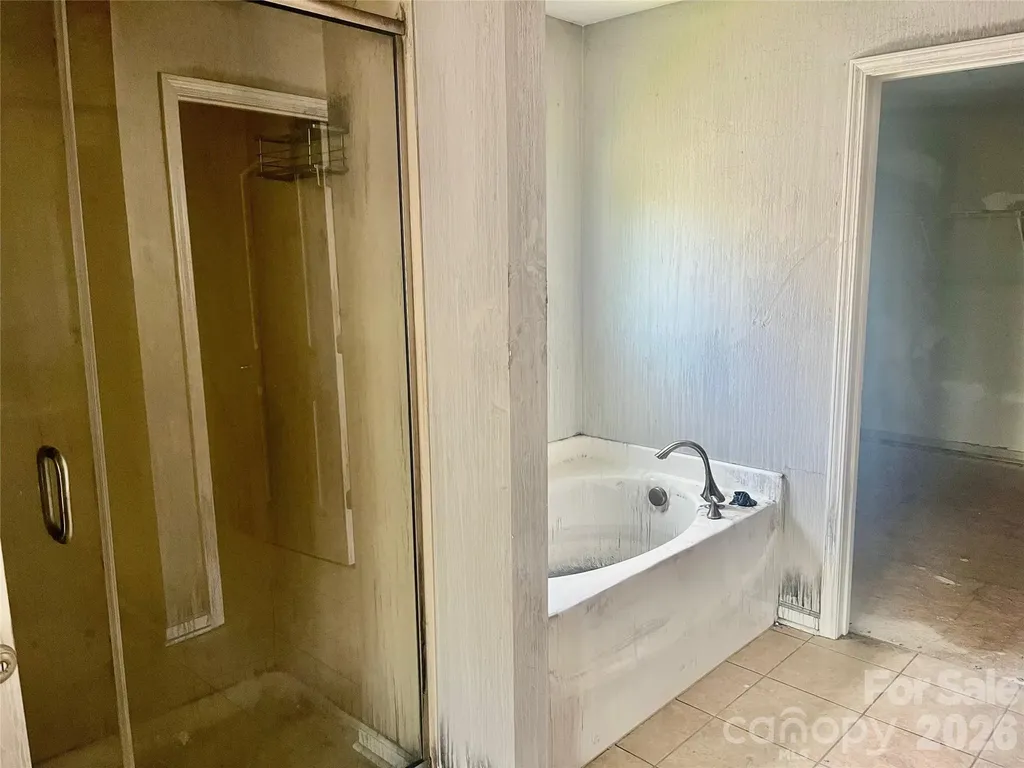 1821 Swan Drive Charlotte NC 28216