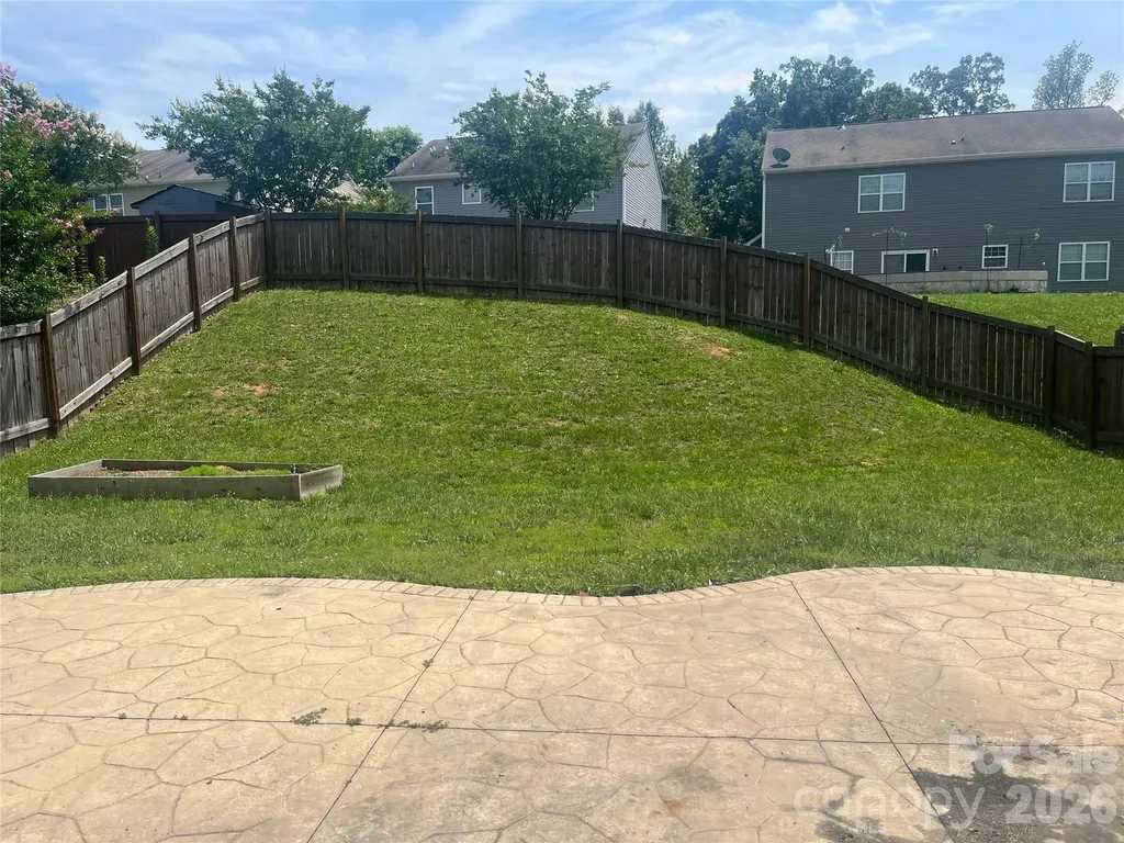 1821 Swan Drive Charlotte NC 28216