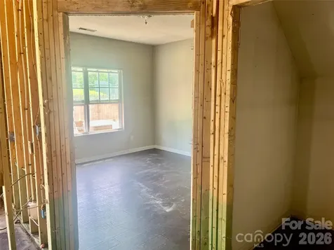 1821 Swan Drive Charlotte NC 28216