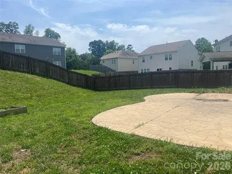 1821 Swan Drive Charlotte NC 28216