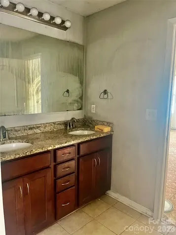 1821 Swan Drive Charlotte NC 28216