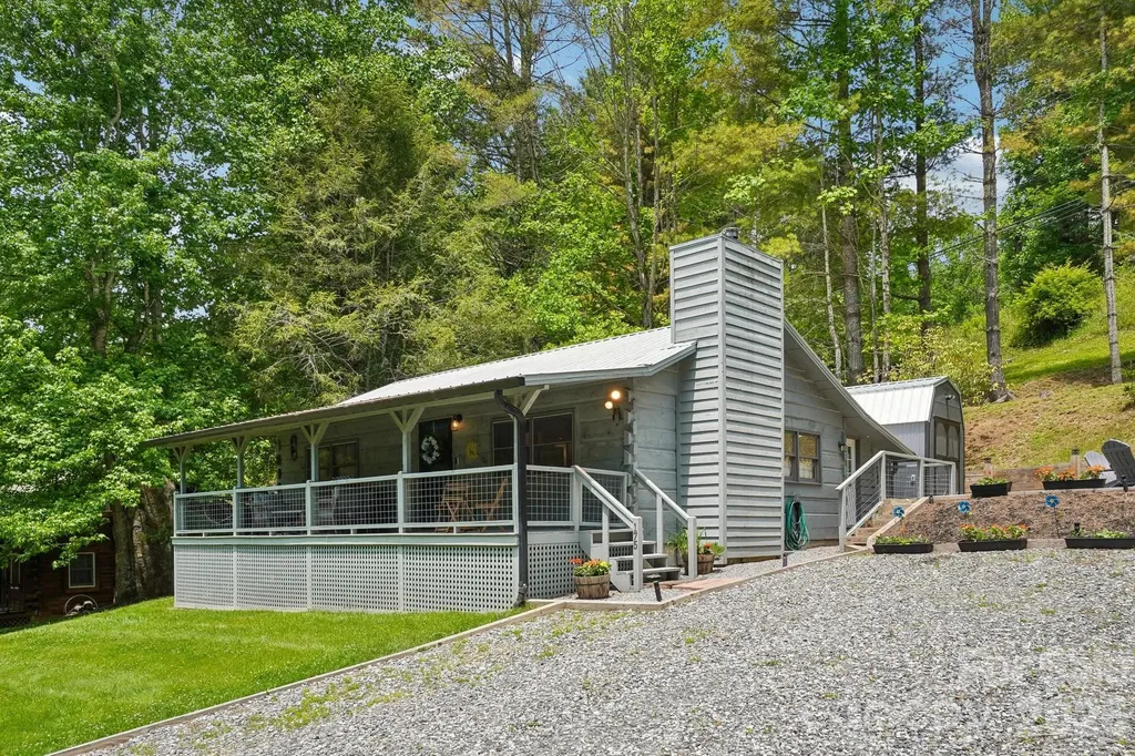 175 Village Lane Mars Hill NC 28754