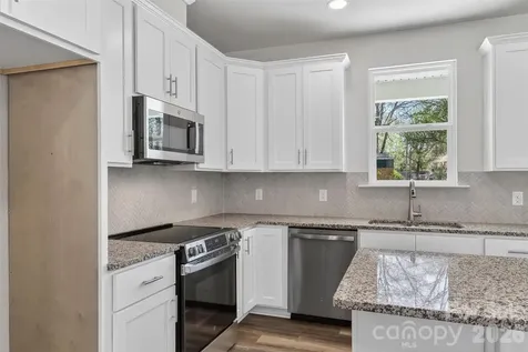 413 #24 Dogwood Lane Statesville NC 28625