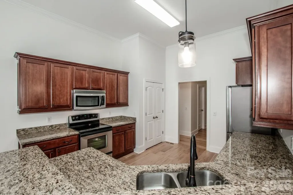 131 S Gibbs Road Mooresville NC 28117