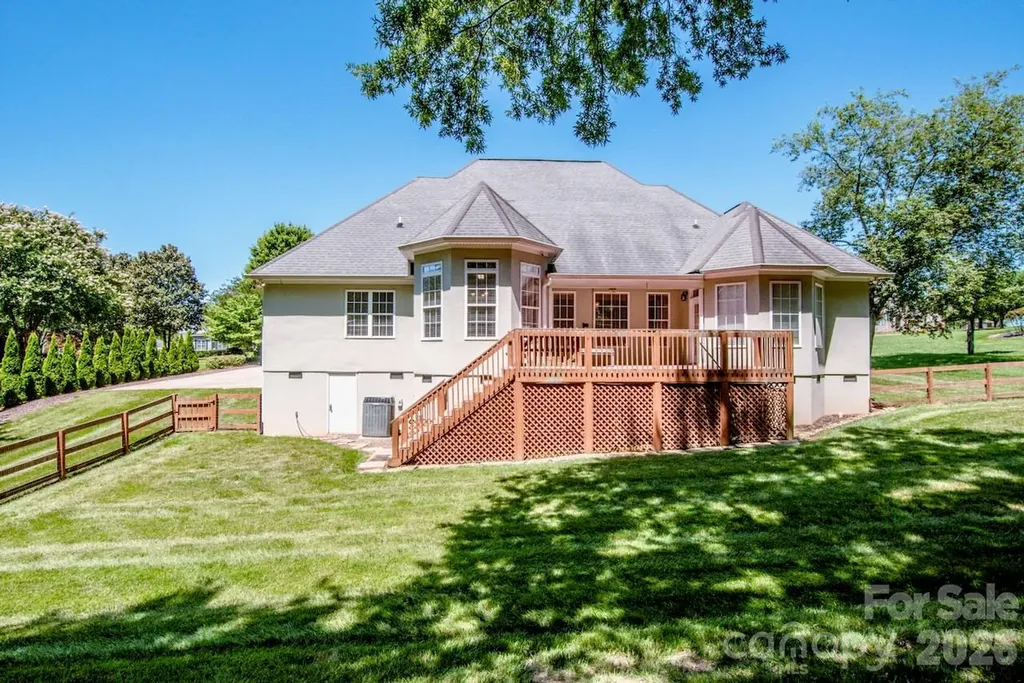 131 S Gibbs Road Mooresville NC 28117