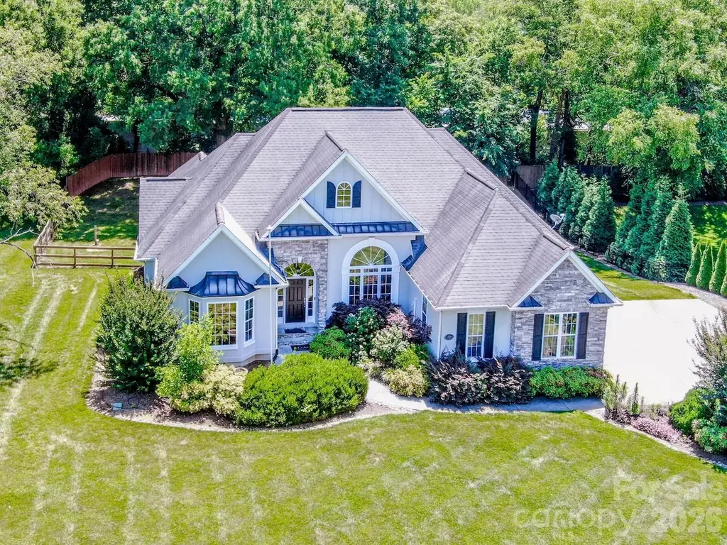 131 S Gibbs Road Mooresville NC 28117