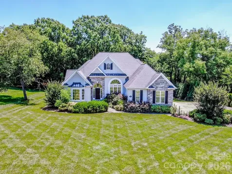 131 S Gibbs Road Mooresville NC 28117