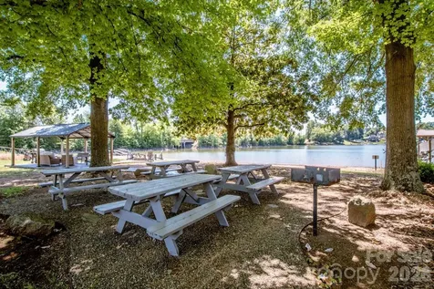131 S Gibbs Road Mooresville NC 28117