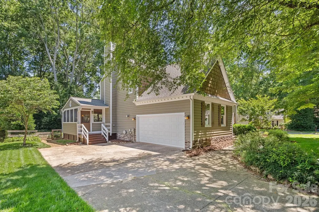 9037 Willow Trace Court Huntersville NC 28078
