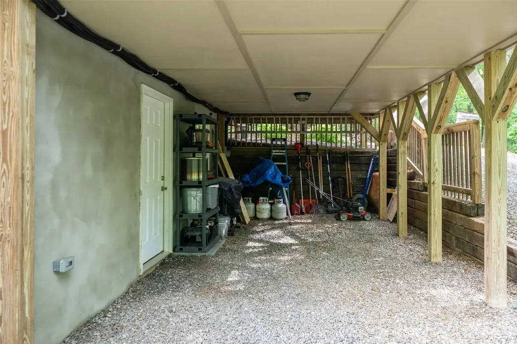 34 Wintercrest Drive Candler NC 28715