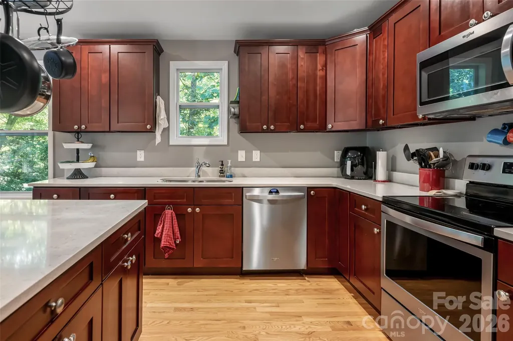 34 Wintercrest Drive Candler NC 28715