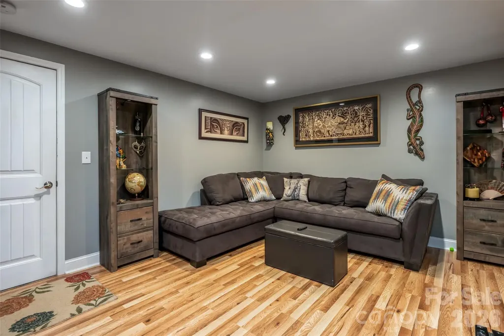 34 Wintercrest Drive Candler NC 28715