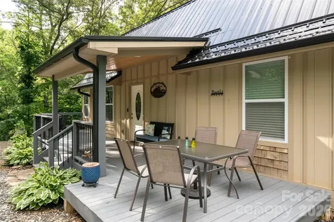 34 Wintercrest Drive Candler NC 28715