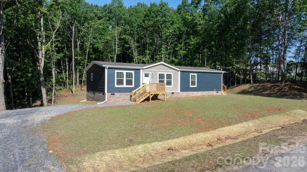 146 Oakstone Drive Statesville NC 28677