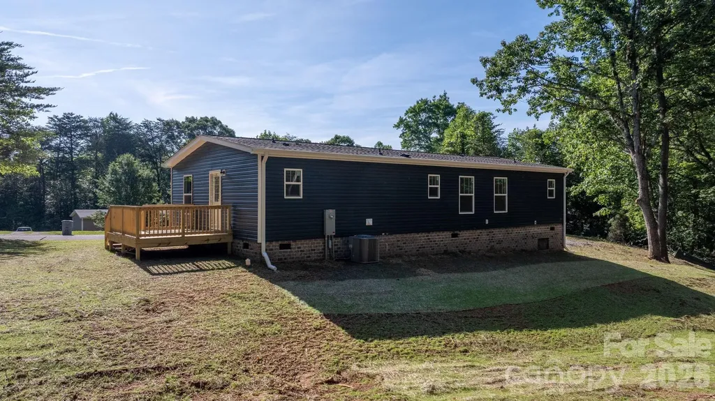 146 Oakstone Drive Statesville NC 28677