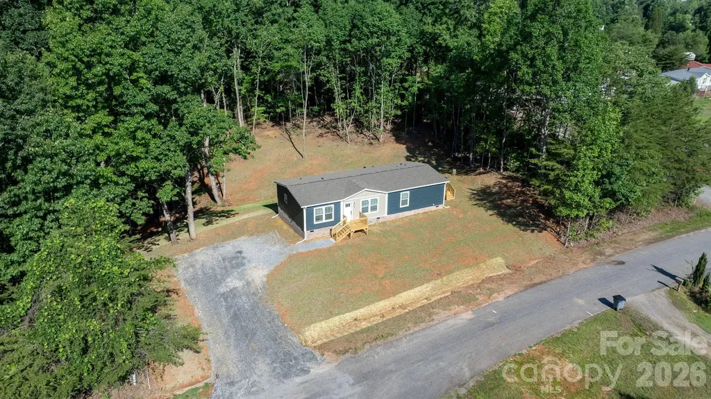 146 Oakstone Drive Statesville NC 28677