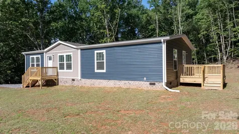 146 Oakstone Drive Statesville NC 28677
