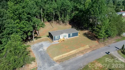146 Oakstone Drive Statesville NC 28677