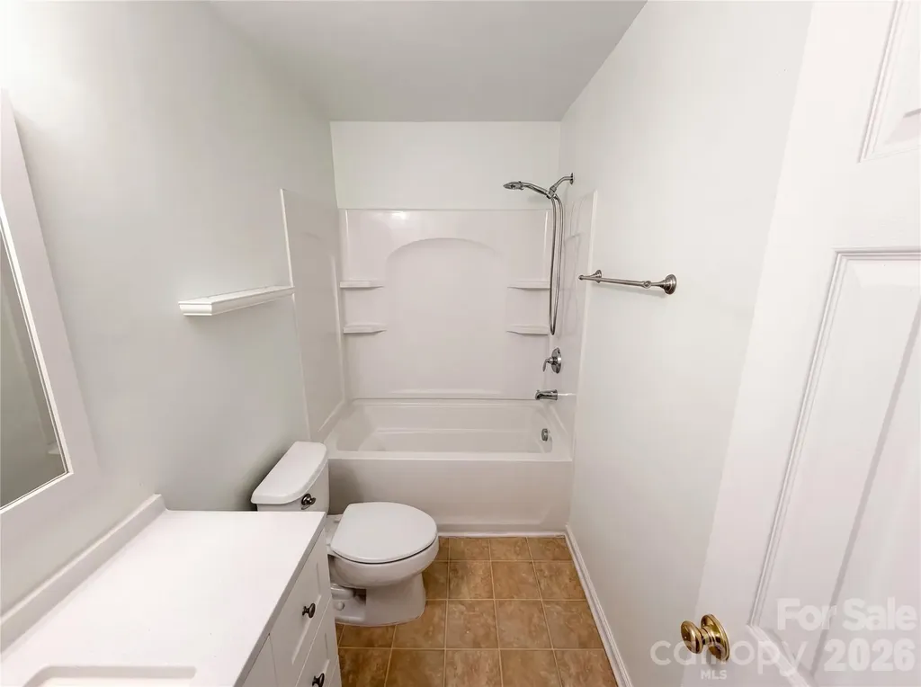 10114 Ballyclare Court Charlotte NC 28213