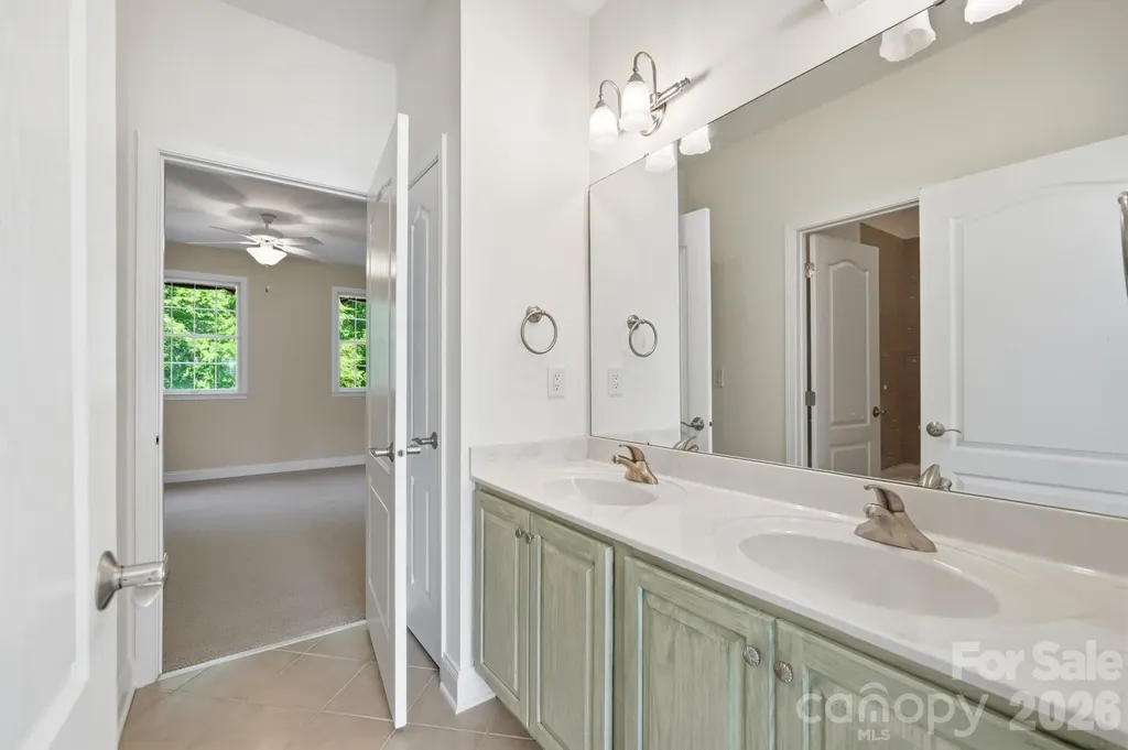 2016 Autumn Blossom Lane Waxhaw NC 28173