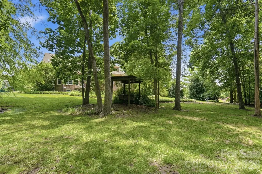 2016 Autumn Blossom Lane Waxhaw NC 28173
