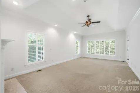 2016 Autumn Blossom Lane Waxhaw NC 28173