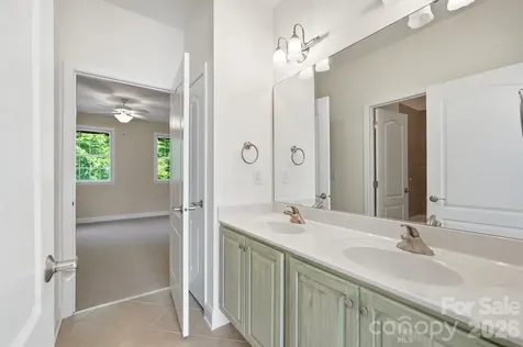 2016 Autumn Blossom Lane Waxhaw NC 28173