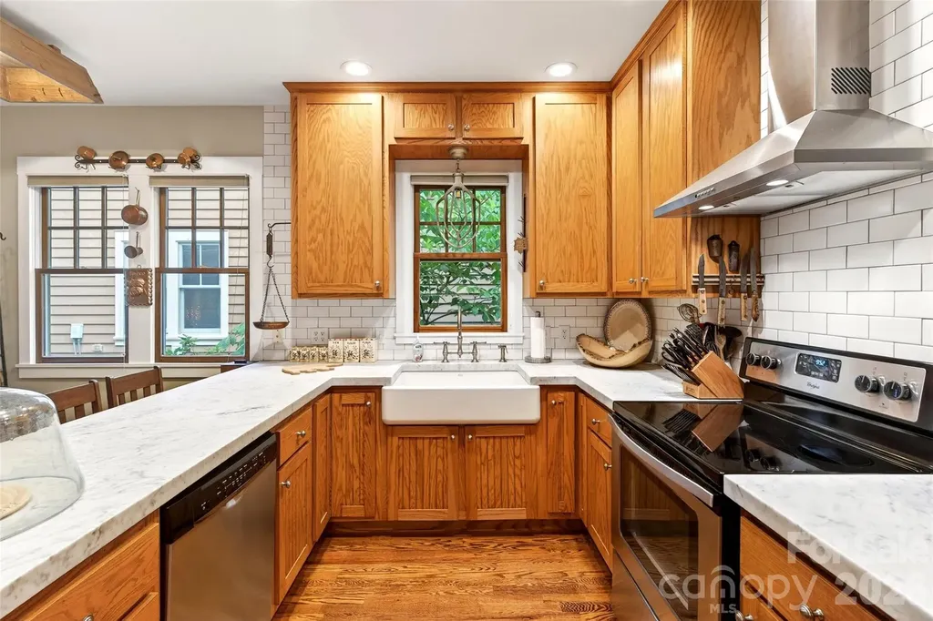 52 Cheshire Drive Black Mountain NC 28711