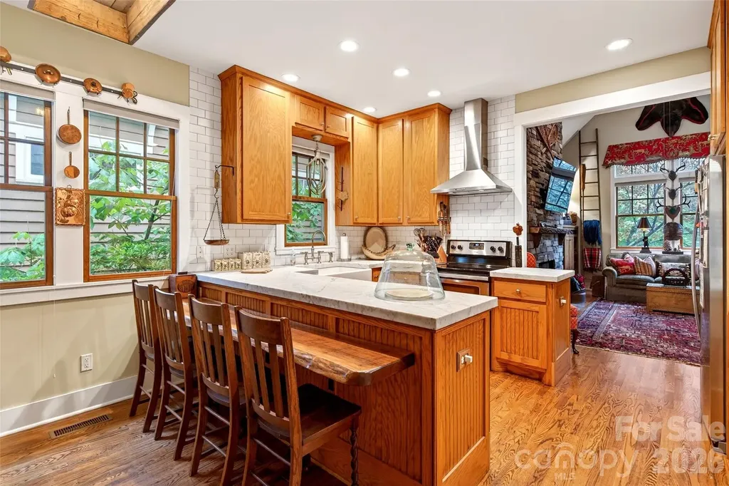 52 Cheshire Drive Black Mountain NC 28711