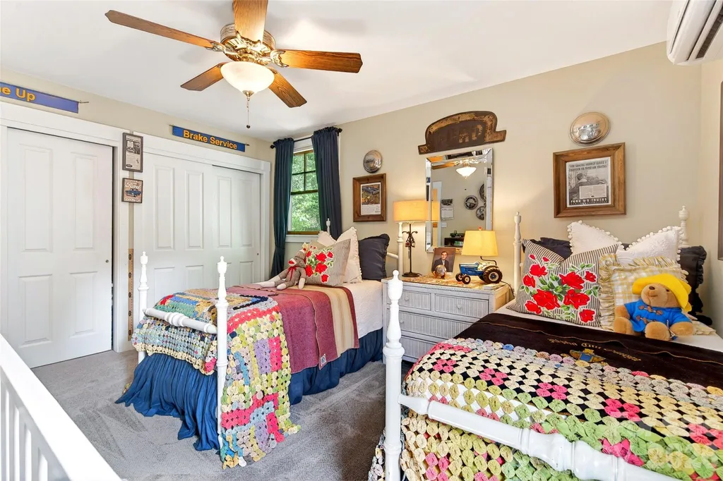 52 Cheshire Drive Black Mountain NC 28711