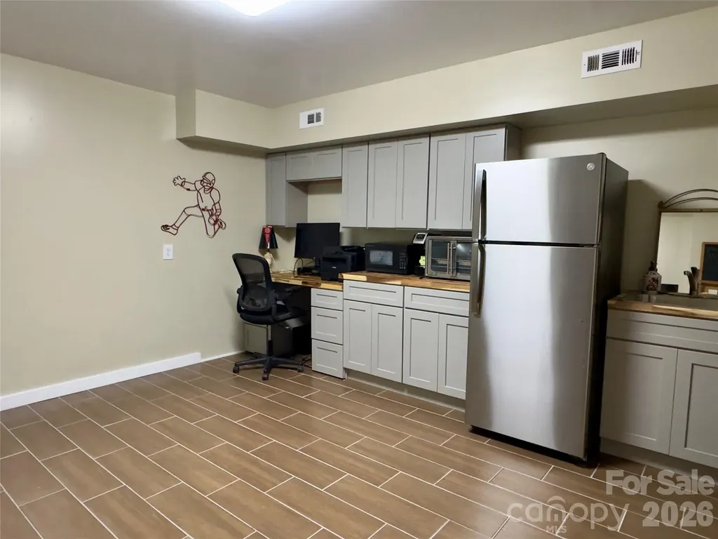 52 Cheshire Drive Black Mountain NC 28711