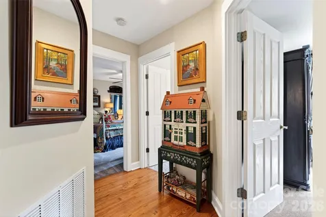 52 Cheshire Drive Black Mountain NC 28711