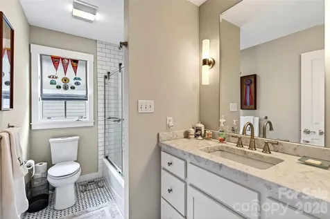 52 Cheshire Drive Black Mountain NC 28711