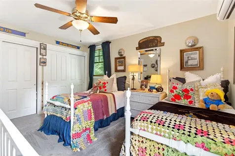 52 Cheshire Drive Black Mountain NC 28711